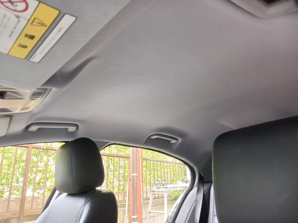 ジャガーXF天井張替え