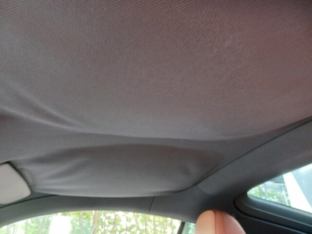 Audi天井張り替え