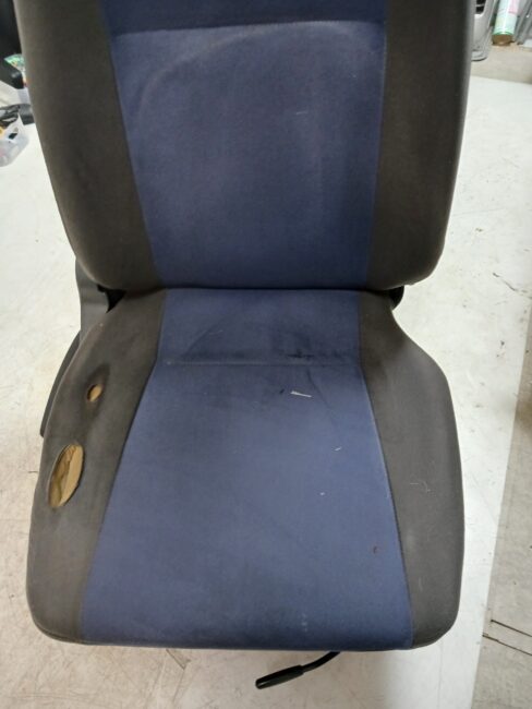 トラックシート修理