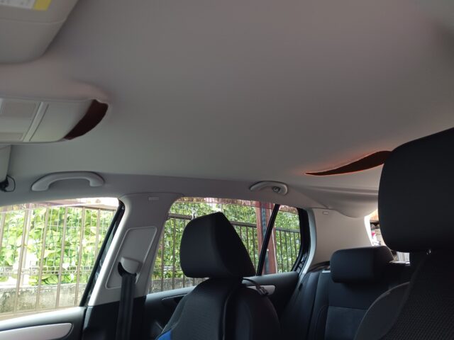 ゴルフ天井張り替え